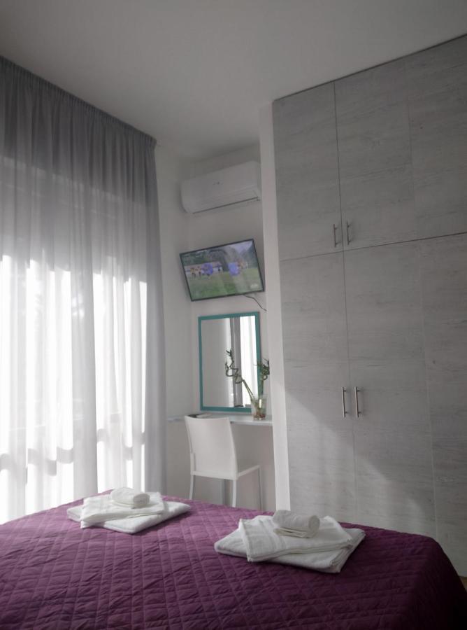 Hotel Madonna Del Pino Червія Екстер'єр фото